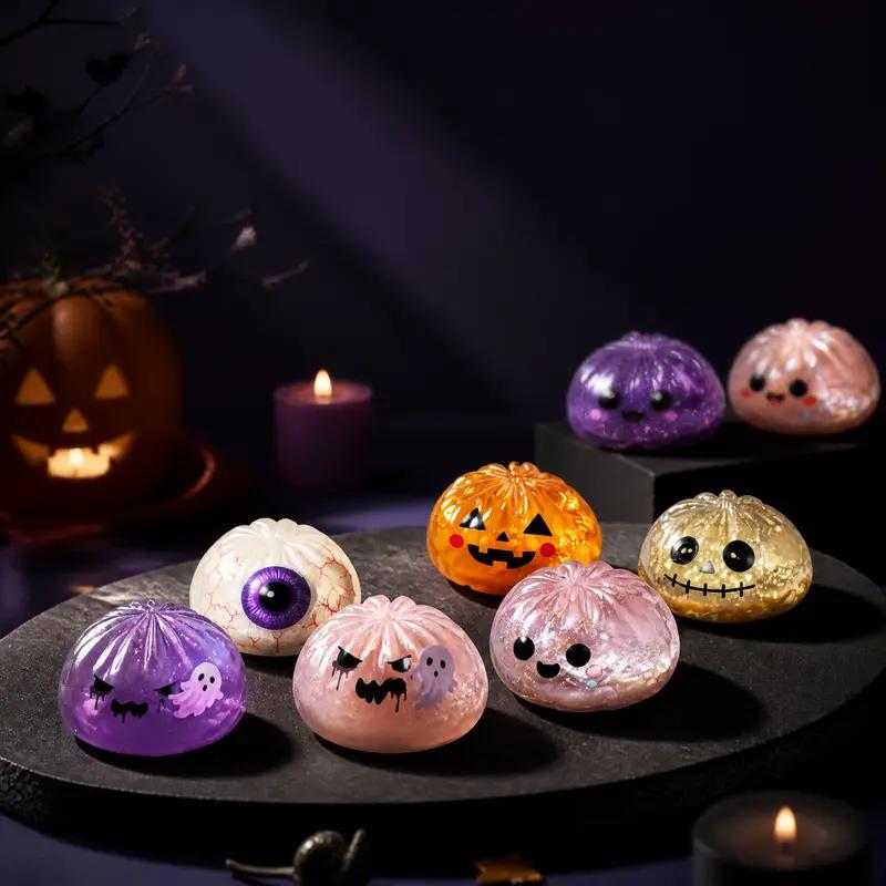 Cute Halloween scary ghost Maruko squeeze toy set, portable stress-relief hand squeeze toys